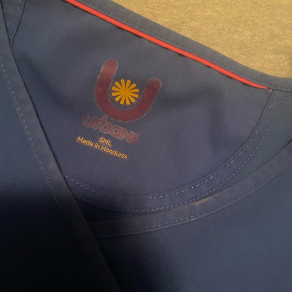 Urbane scrub set - Picture 2 of 4